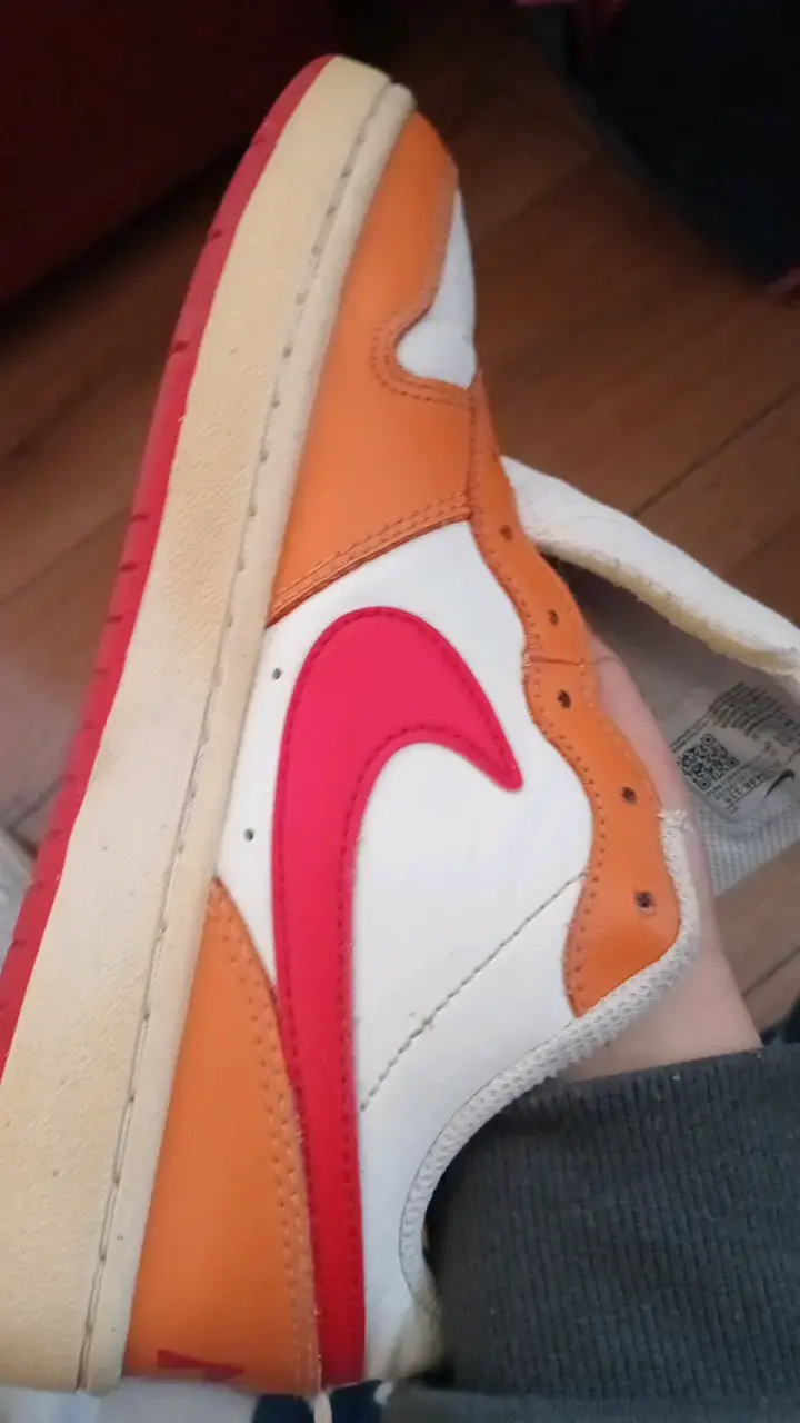 Zapatillas deportivas blancas y naranjas - 3