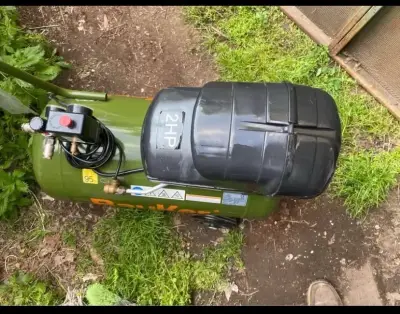 Compresor Bauker 2HP 25L - miniatura 1