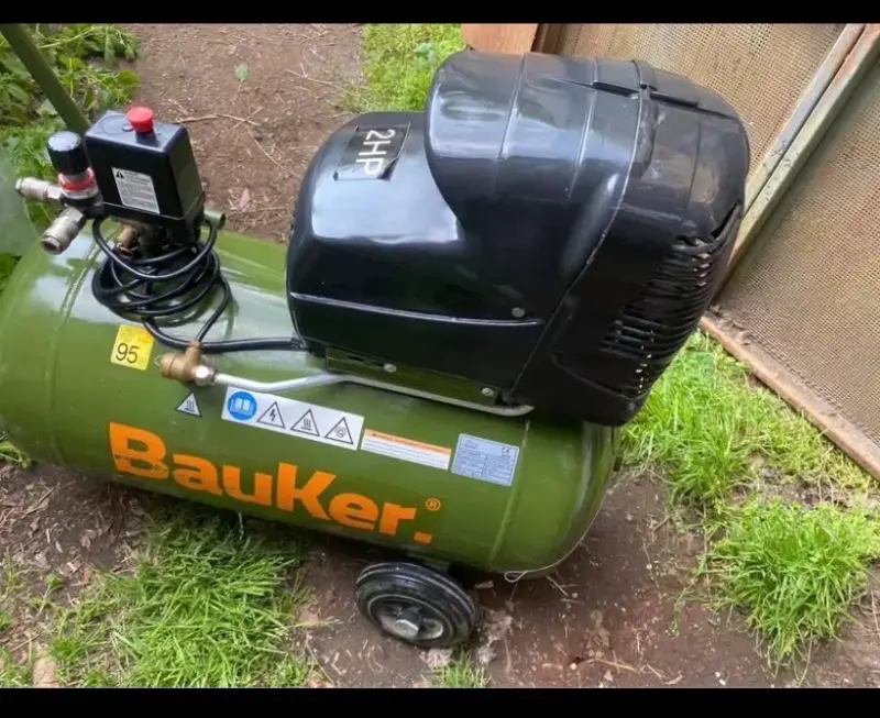 Compresor Bauker 2HP 25L - 2