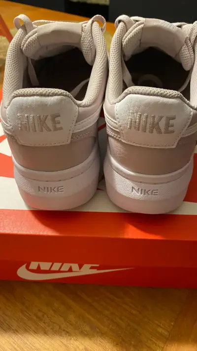 Zapatillas Nike court vision  rosadas  nuevas - miniatura 4