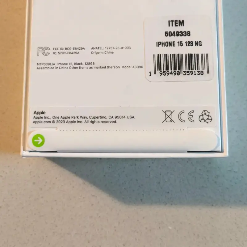 iPhone 15 128GB - 3