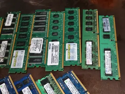 LOTE DE 15 MEMORIAS RAM DDR3 Y DDR2 - miniatura 2