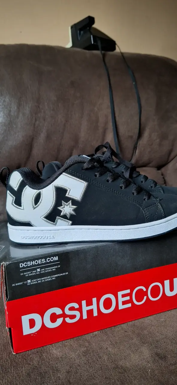 Zapatillas DC Shoes negras y blancas - 2