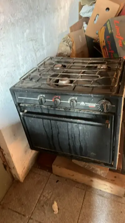 Cocina a gas Wedgewood de tres  quemadores - miniatura 1