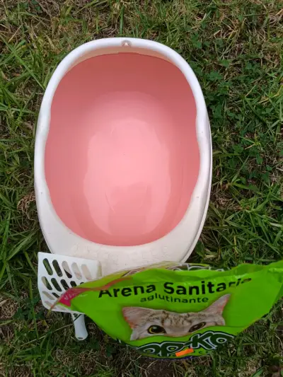 Arenero y arenena sanitaria aglutinante para gato🐱 - miniatura 3