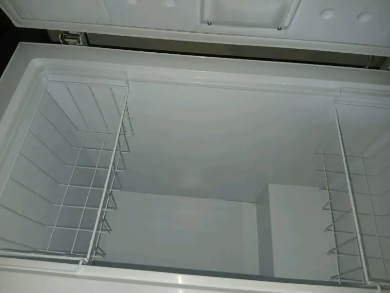 Congelador horizontal Maiggas 200L en buen estado - 2