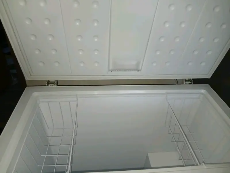 Congelador horizontal Maiggas 200L en buen estado - 4