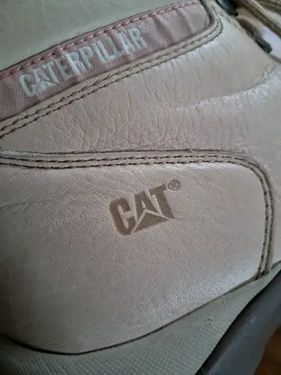 Botas Caterpillar beige de cuero unisex - miniatura 2