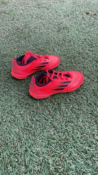 Zapatillas de futbol adidas f50 originales - miniatura 1