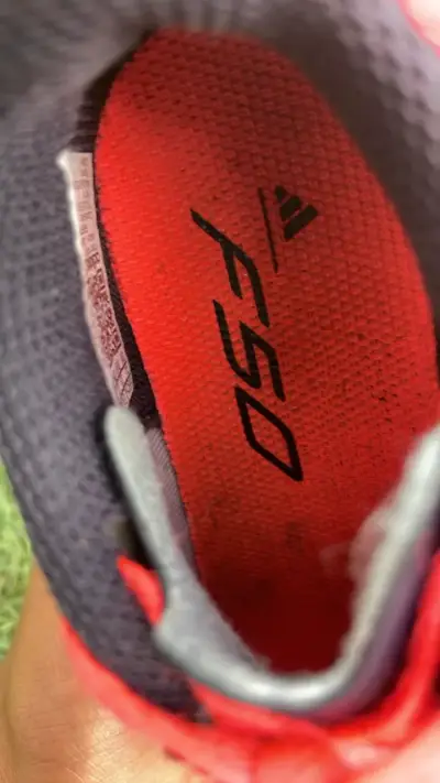 Zapatillas de futbol adidas f50 originales - miniatura 5