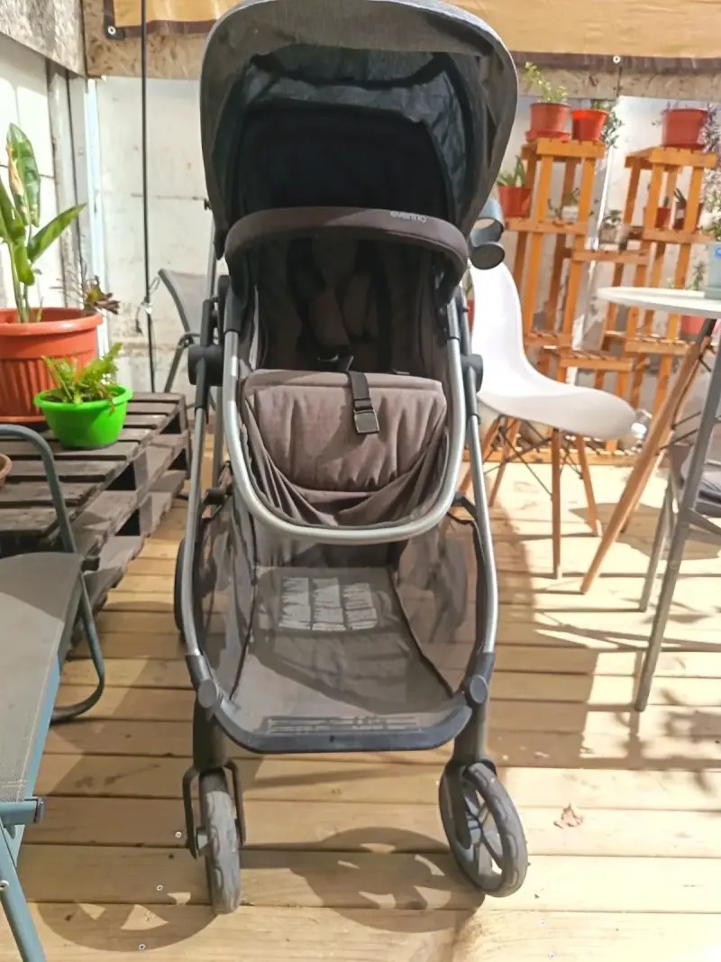 Coche y silla de auto Evenflo gris - 4