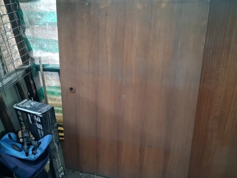 Puerta de madera corrediza usada - 3