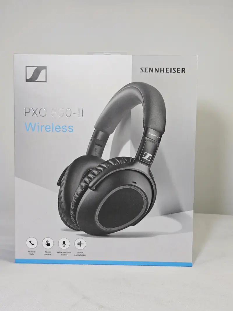 Audífonos Sennheiser PXC 550-II con caja