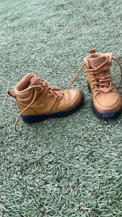 Bototos Nike originales - miniatura 1