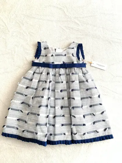 Vestido infantil con lazo azul alta costura - miniatura 2