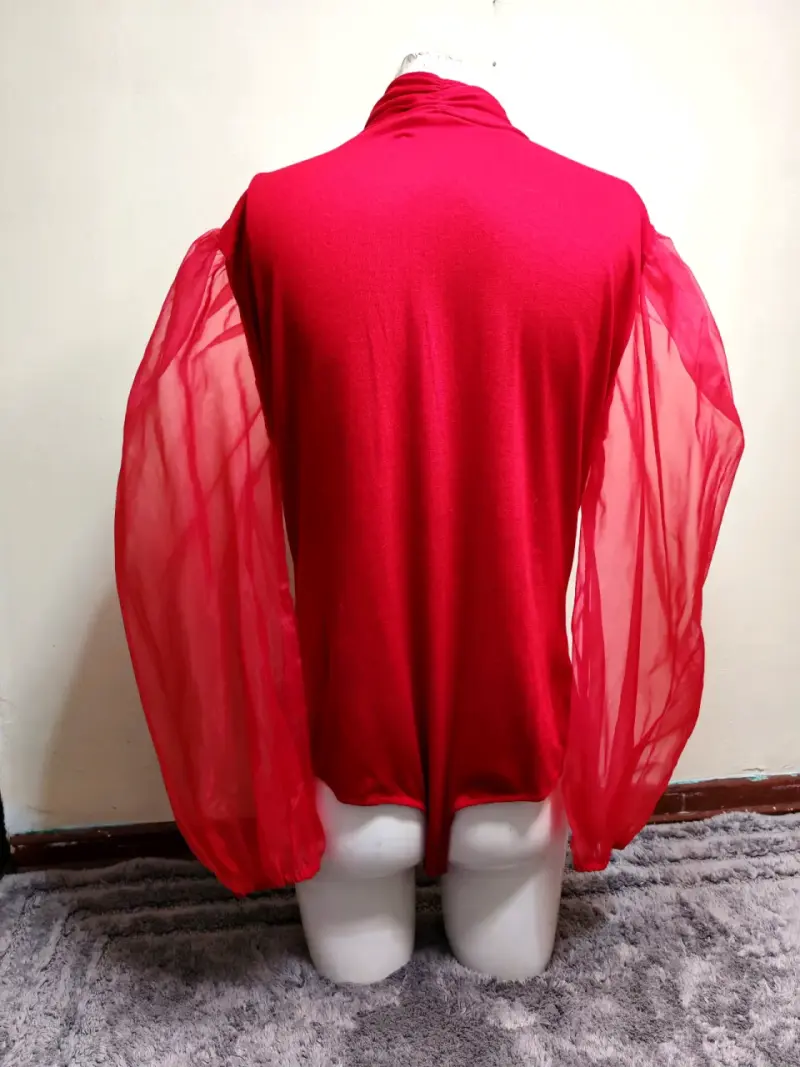 Body rojo con mangas de tul y lazo - 4
