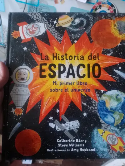 Libro infantil 'La Historia del Espacio' - miniatura 1