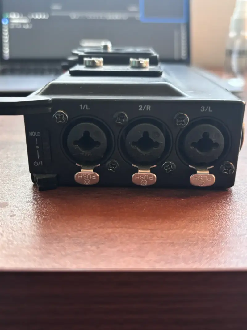 Grabadora TASCAM DR 70D - 4