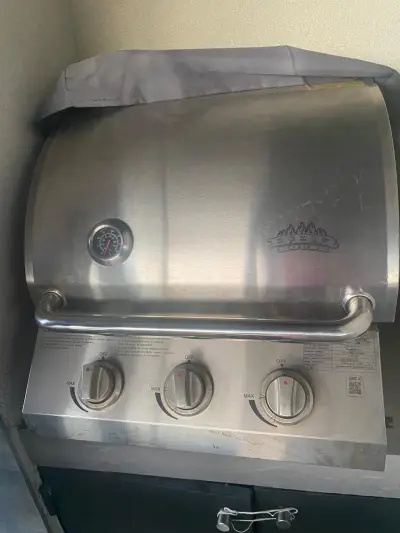 Parrilla a gas empotrable de 3 quemadores - miniatura 2