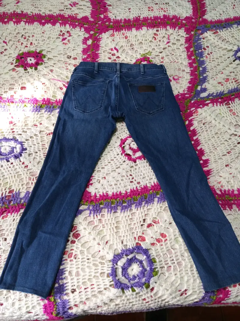 Jeans Wrangler Bryson talla 42 - 2