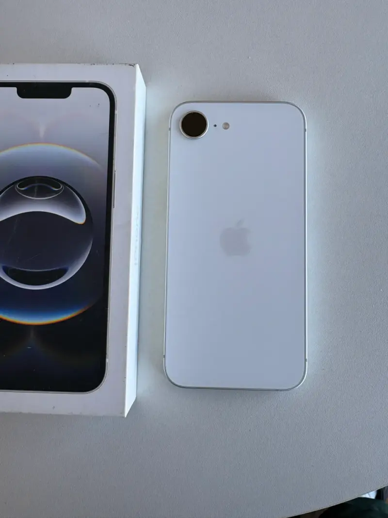 iPhone 16e con caja original - 2