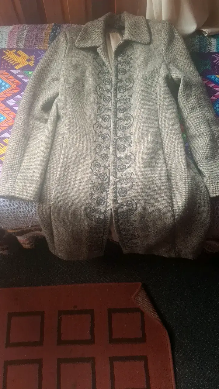 Abrigo verde elegante para mujer - 2