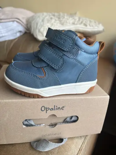 Zapatillas infantiles Opaline azul con velcro - miniatura 2