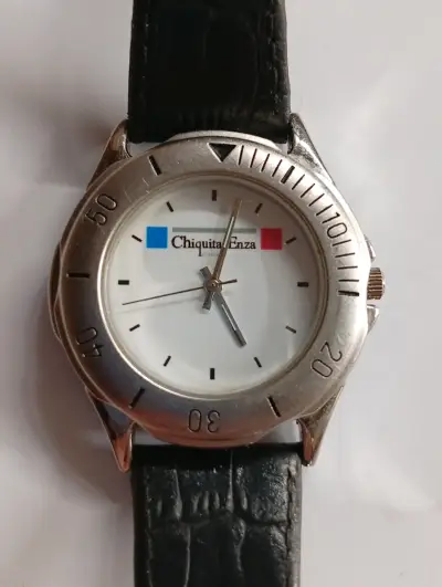 Reloj Chiquita Enza clásico con correa negra - miniatura 1