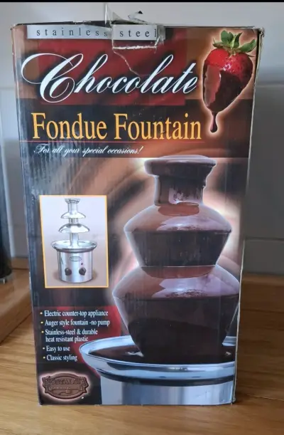 Fuente de chocolate Nostalgia Electrics - miniatura 2