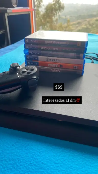 Consola PS4 con juegos incluidos - miniatura 1