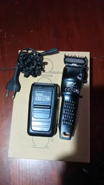 Máquinas cortapelos y eléctrica con accesorios - miniatura 2