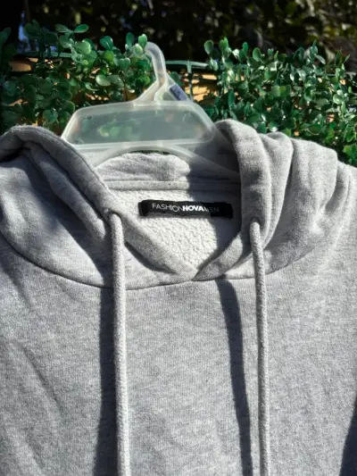 Polerón gris Fashion Nova hombre - miniatura 3