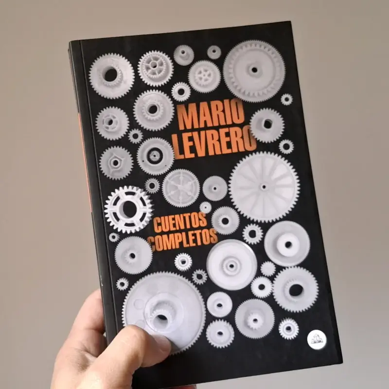 Libro 'Cuentos Completos' de Mario Levrero