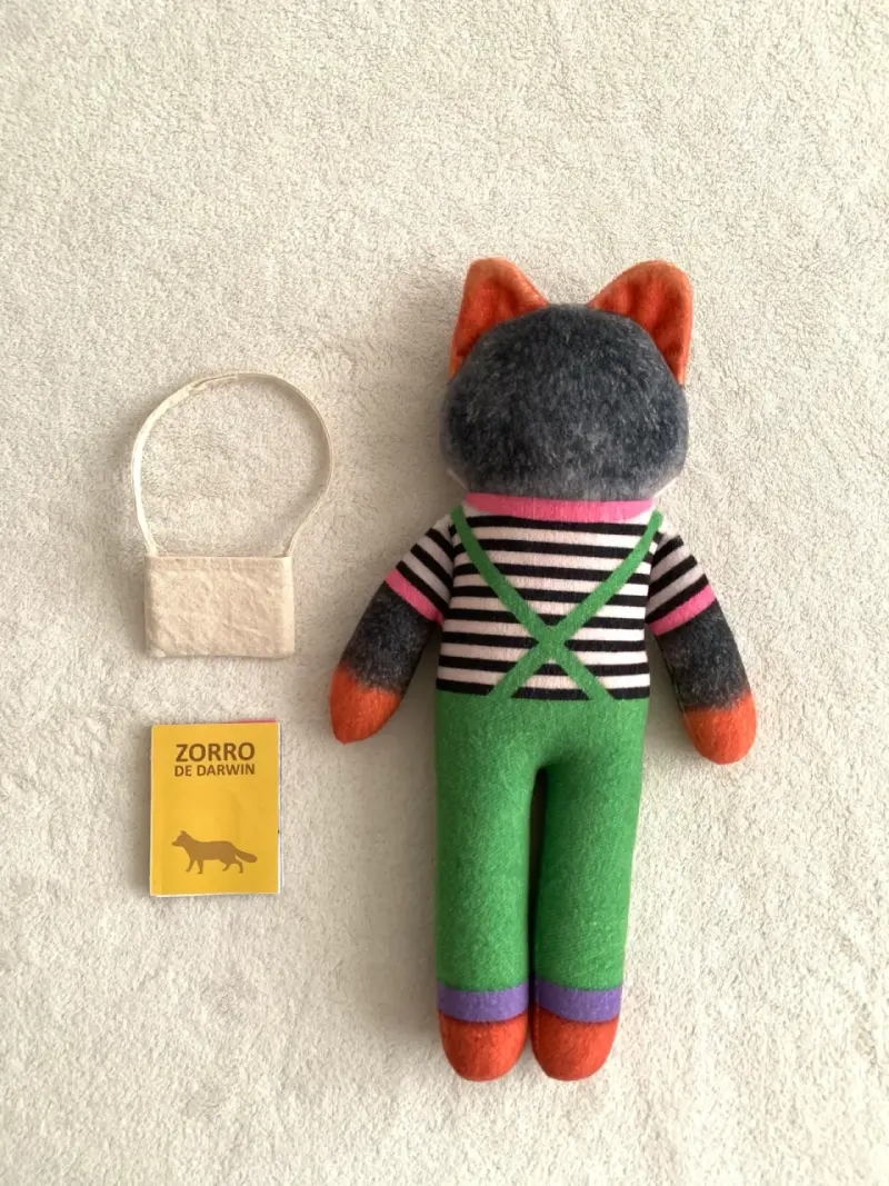 Peluche fauna nativa Zorro de Darwin colorido - 3
