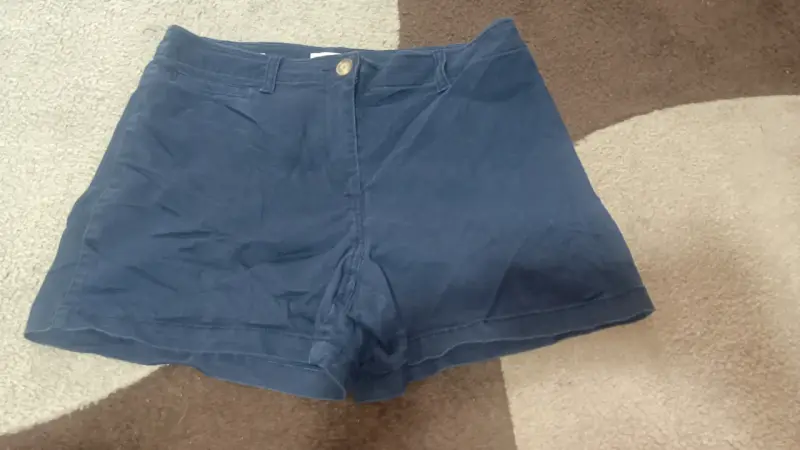 Shorts azul marino casuales para mujer