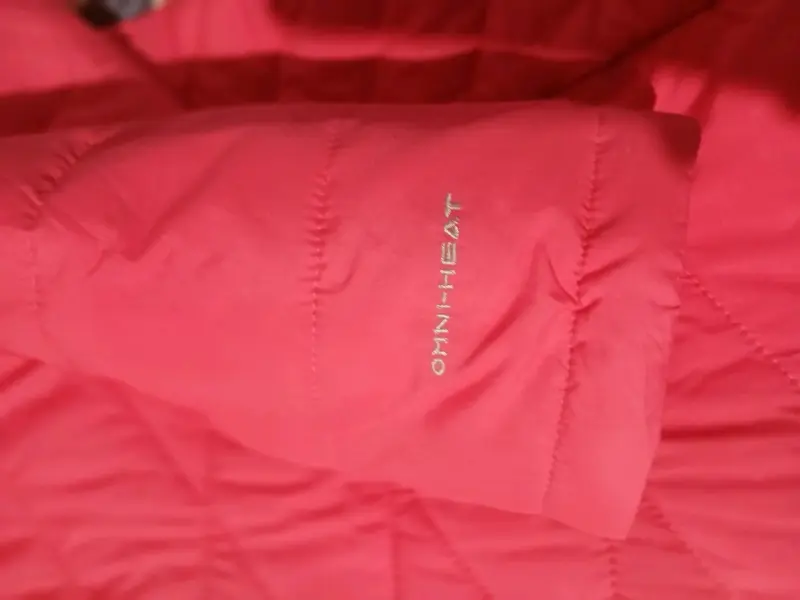 Chaqueta Columbia roja acolchada para invierno - 2