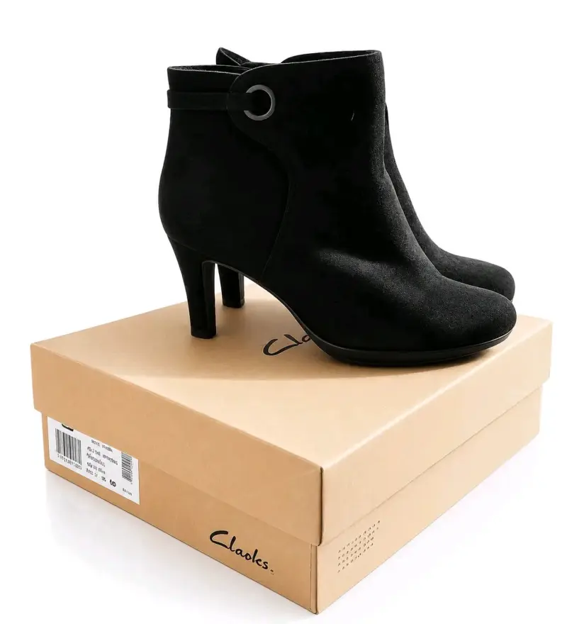 Botines negros de tacón Clarks