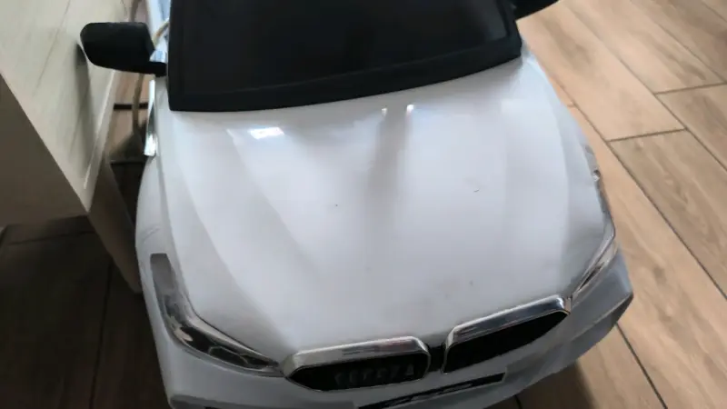 Auto eléctrico para niños modelo 788 - 2