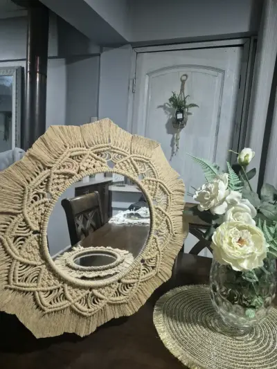 Espejo decorativo de macramé artesanal - miniatura 1