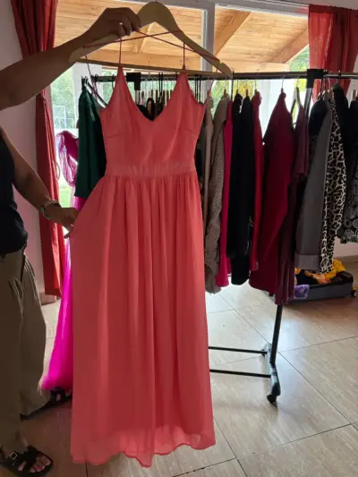 Vestido largo rosa sin mangas - miniatura 1