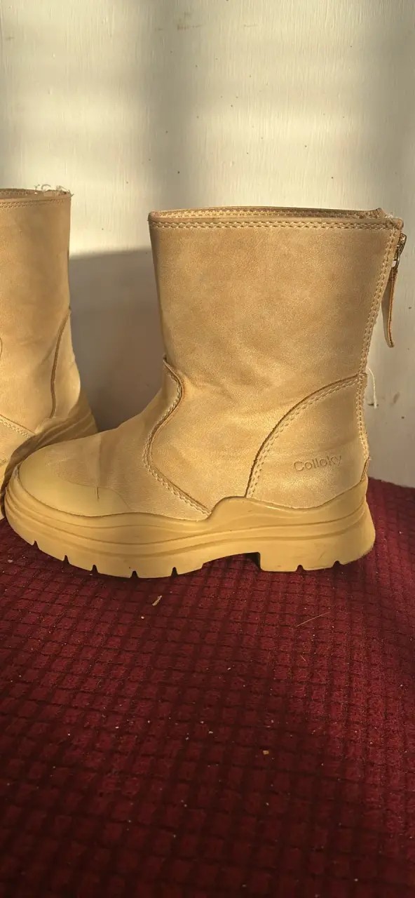 Botas de cuero beige para niña - 2