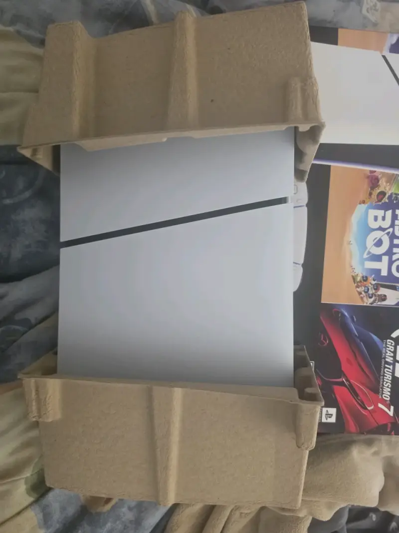 Consola Sony PlayStation 5 Digital Edition 825GB - 2