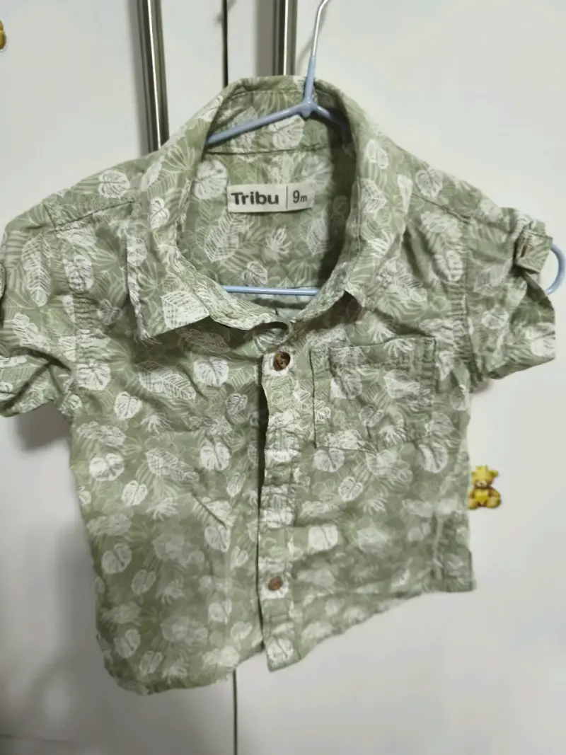 Camisa infantil Tribu verde estampada