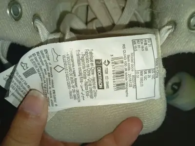 Patines de cuatro ruedas Oxelo blancos con detalle - miniatura 3