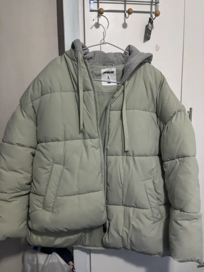 Chaqueta acolchada verde con capucha talla L - 1