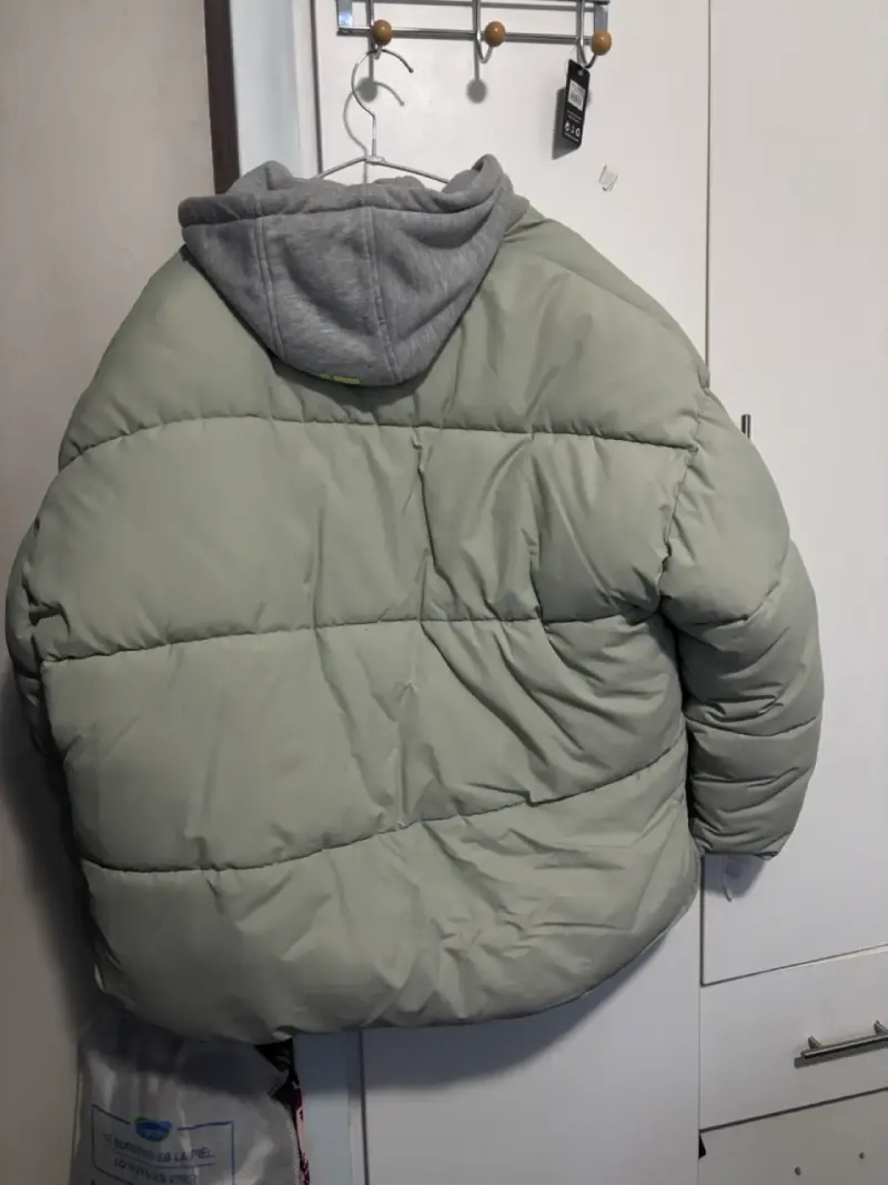 Chaqueta acolchada verde con capucha talla L - 3