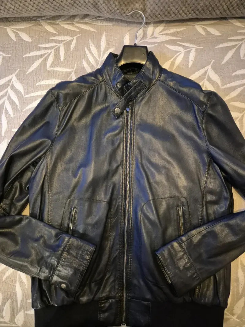 Chaqueta de cuero azul para hombre