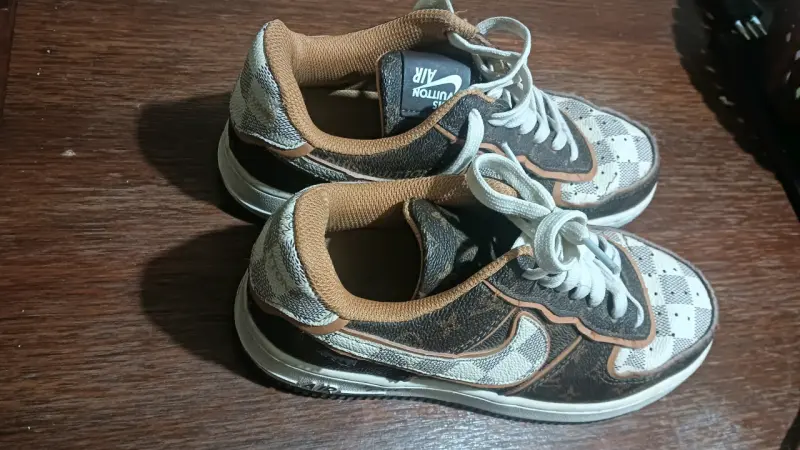Zapatillas deportivas estilo casual - 2