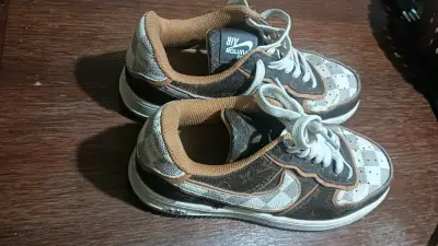 Zapatillas deportivas estilo casual - miniatura 2