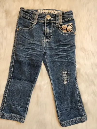 Jeans de mezclilla para niñs con detalle de encaje - miniatura 1